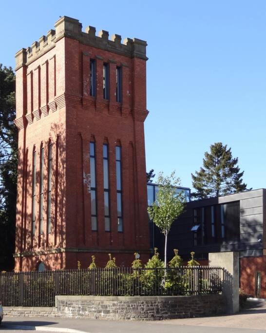 Vila Luxury Water Tower I Roof Bar I Cinema Cardiff Exteriér fotografie