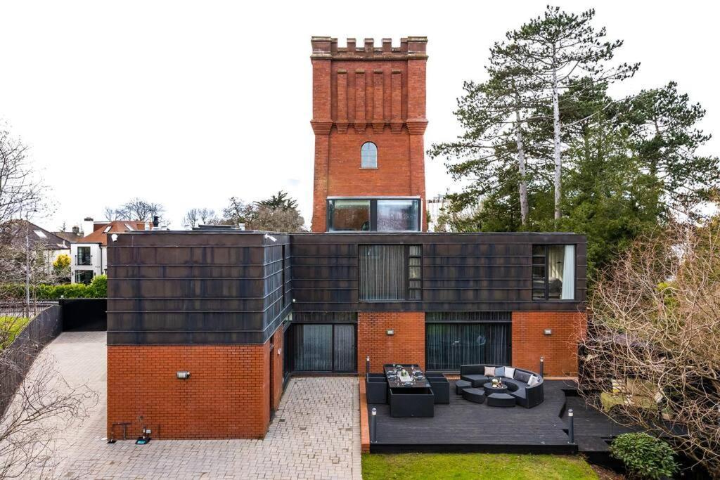 Vila Luxury Water Tower I Roof Bar I Cinema Cardiff Exteriér fotografie